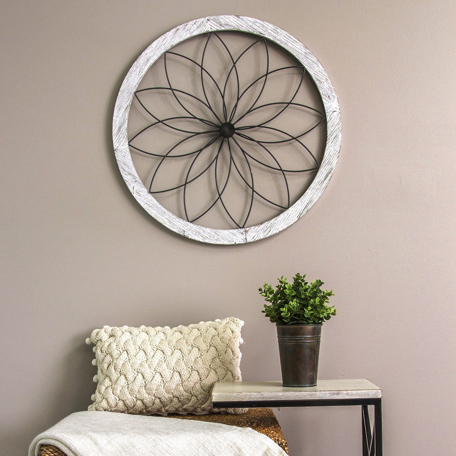 Distressed Chic Flower Metal & Wood Wall Decor – Handcrafted Design