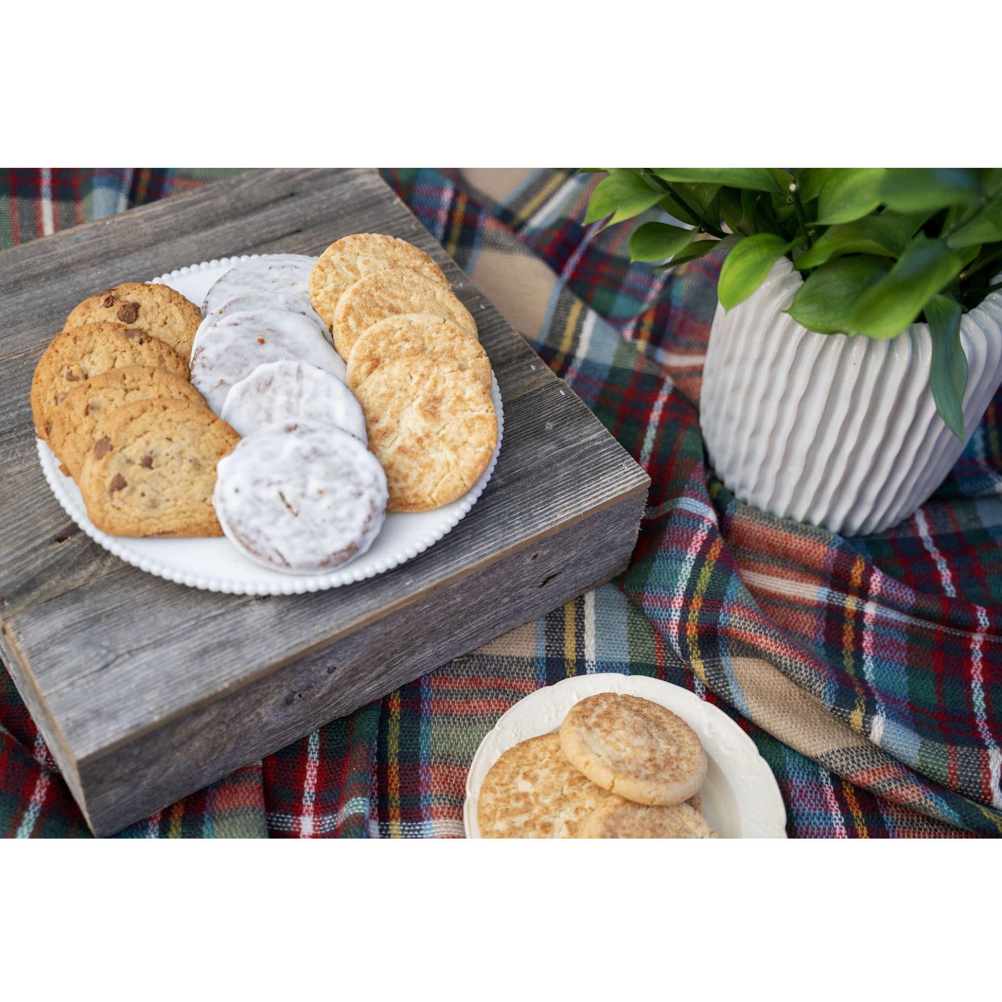 Natural Weathered Gray Cake Stand – Rustic Farmhouse Style