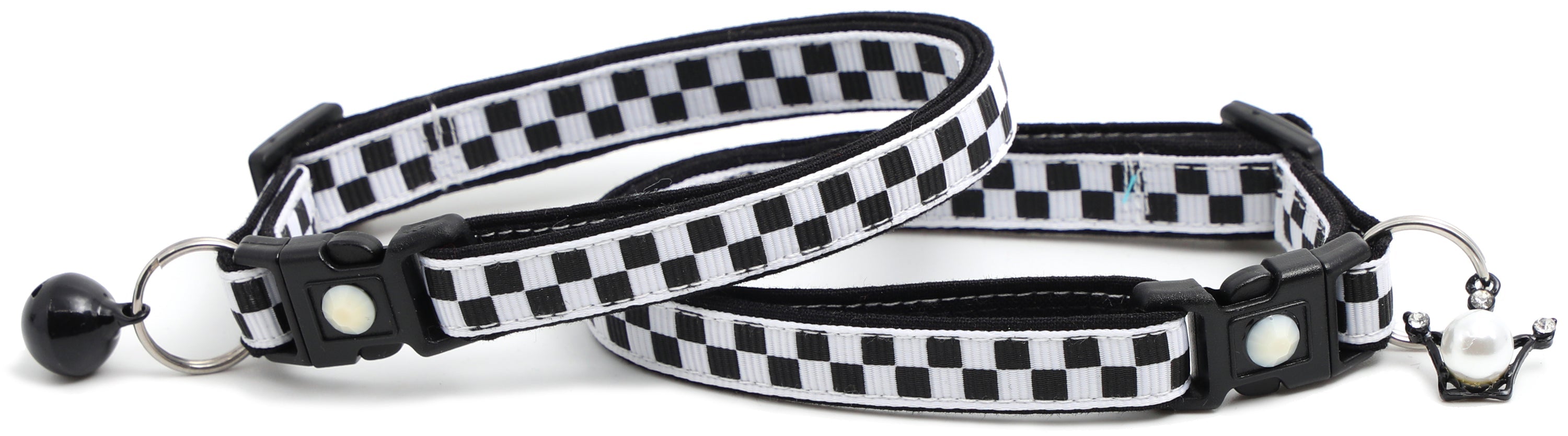 Black &amp; White Checks – Breakaway Cat Collar