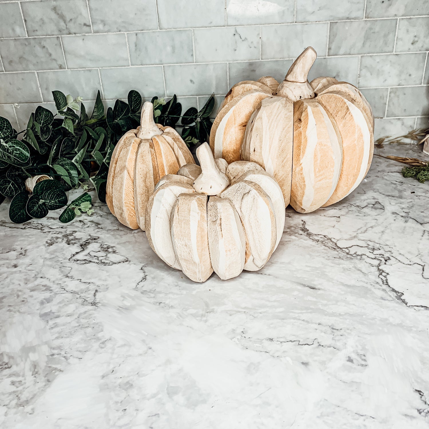 Farmhouse Pumpkin Trio – Hand-Crafted Wooden Pumpkins