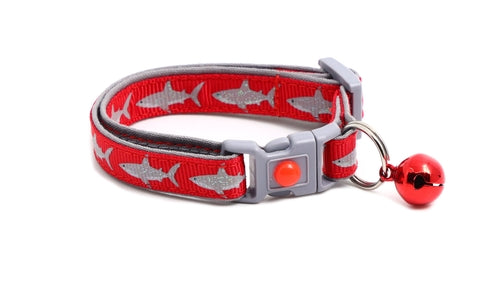 Great White Sharks – Breakaway Cat Collar