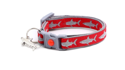 Great White Sharks – Breakaway Cat Collar