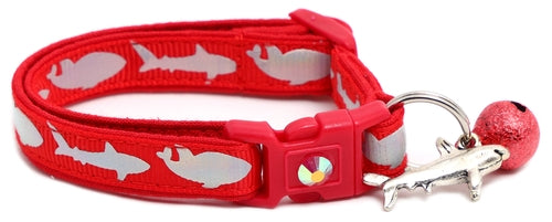 Silver Sharks – Breakaway Cat Collar