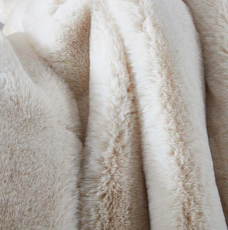 Cassilda Luxury Beige Chinchilla Faux Fur Throw Blanket – 60" x 50"