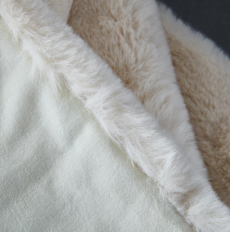 Cassilda Luxury Beige Chinchilla Faux Fur Throw Blanket – 60" x 50"