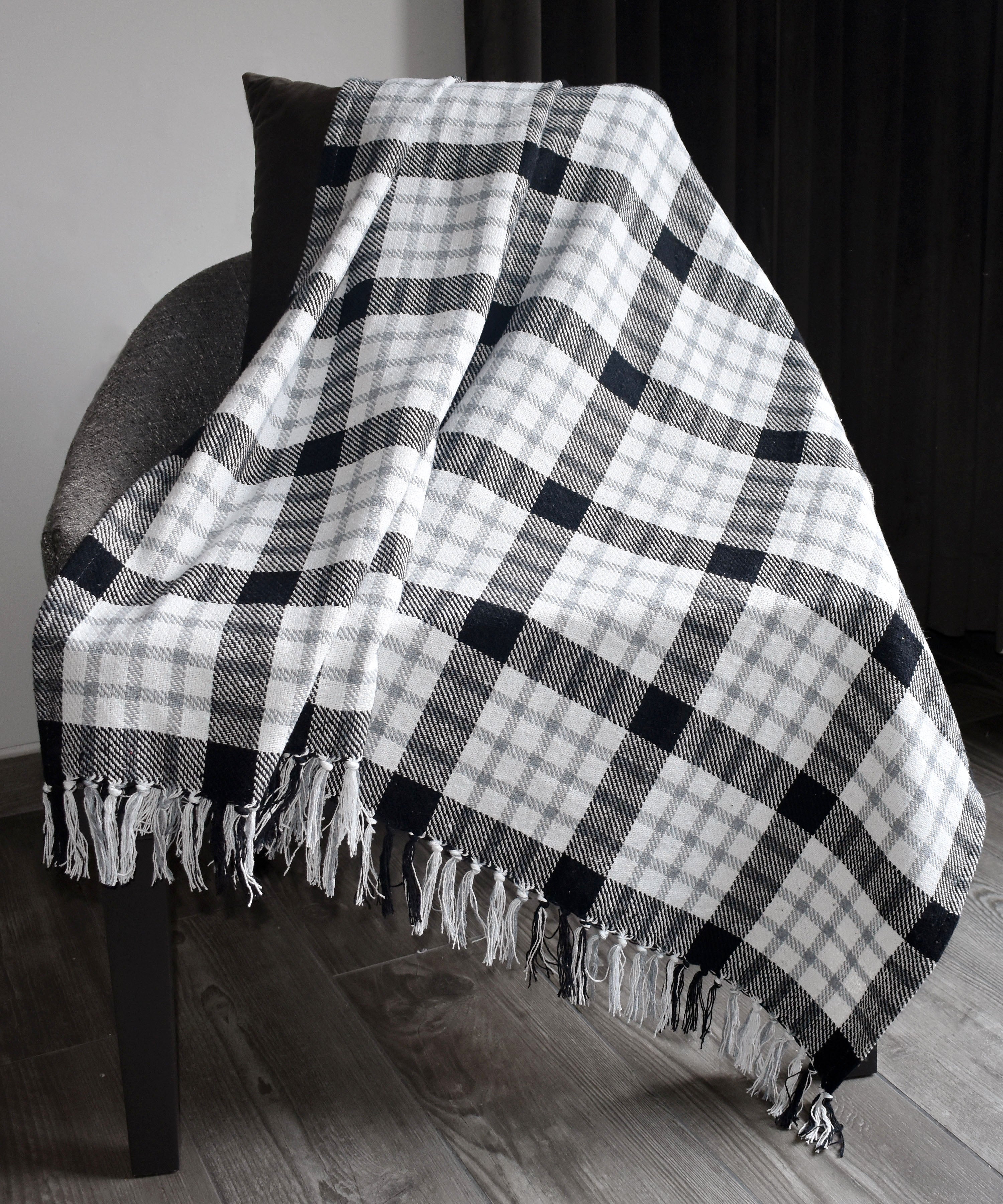 100% Cotton Woven Plaid Throw Blanket – 50" x 60"