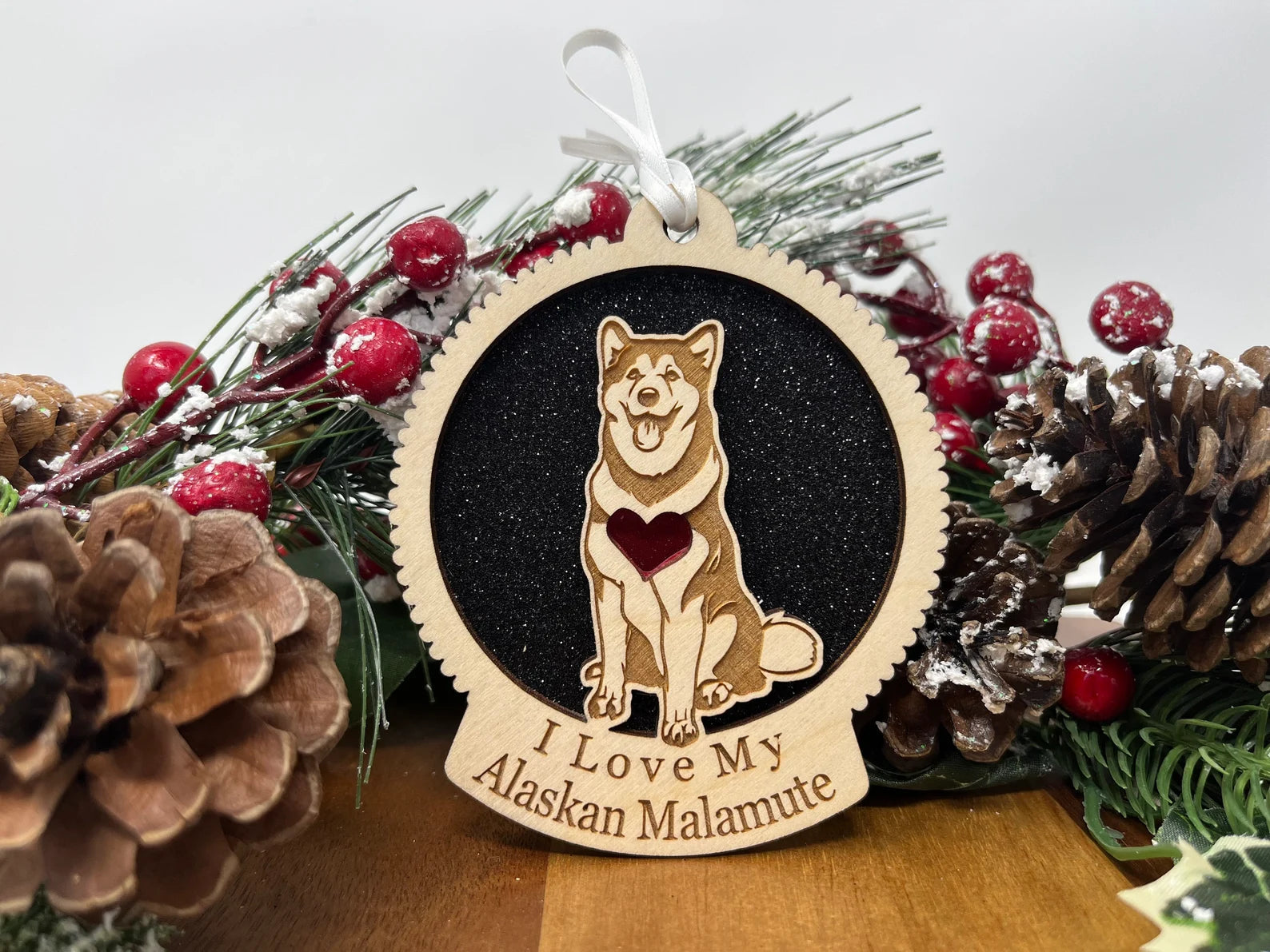 Love My Alaskan Malamute – Laser Engraved Round Wooden Ornament