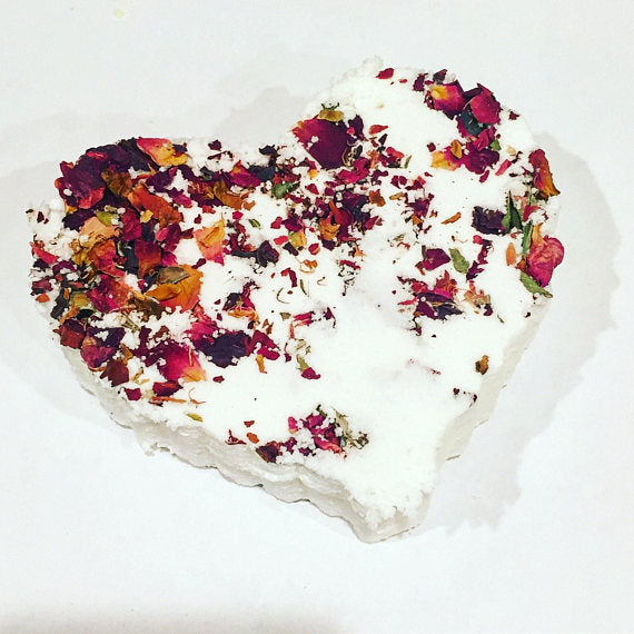Rose Heart Bath Bomb – Organic