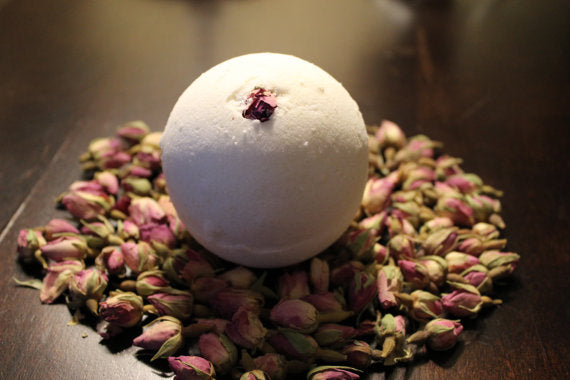 Bath Bomb – Goats Milk & Honey