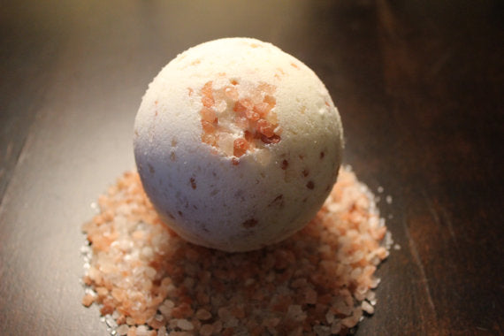 Detox Bath Bomb – Organic, All-Natural & Refreshing Skin Treatment
