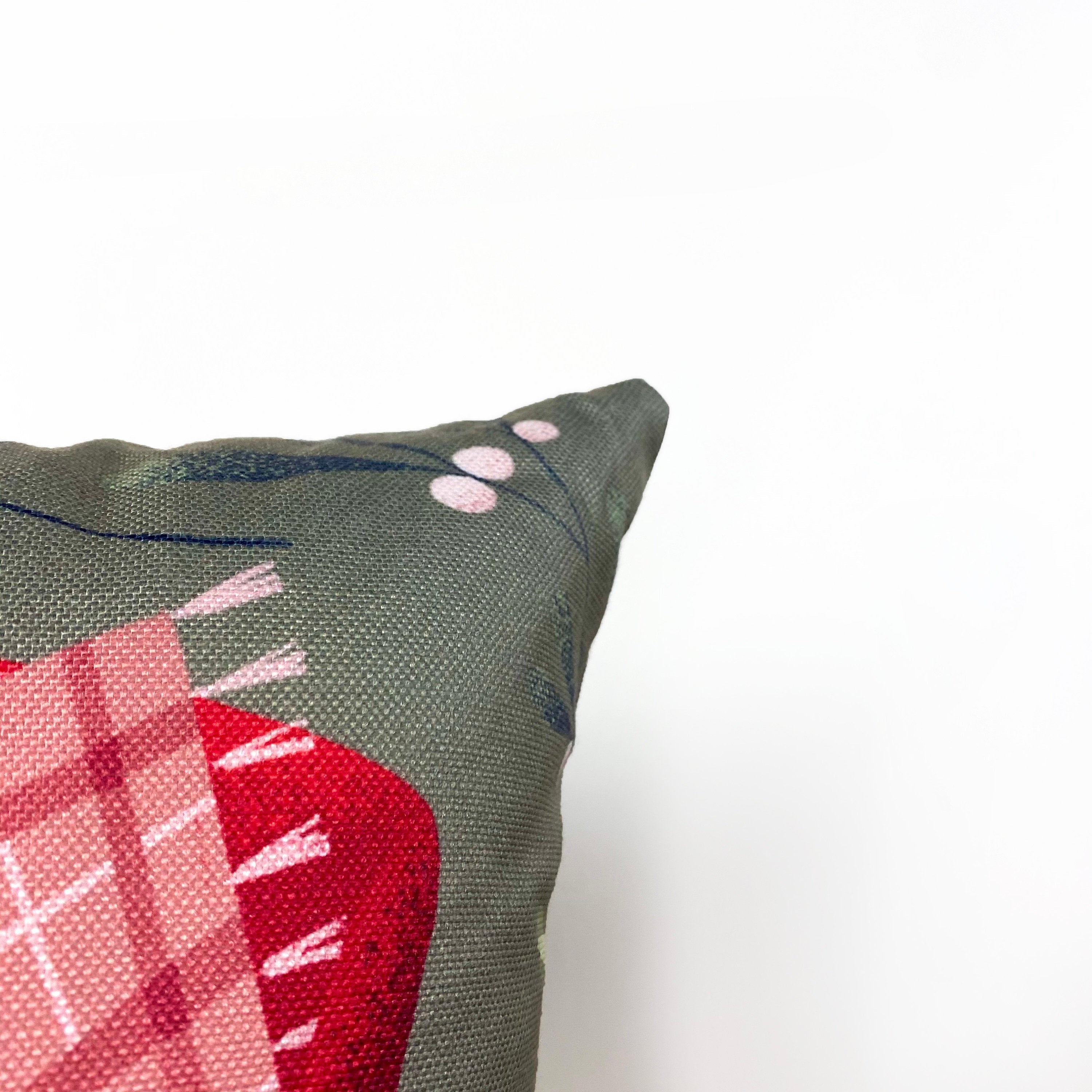 Christmas Kitty Throw Pillow Cover – Cozy Winter Cat Lover’s Décor