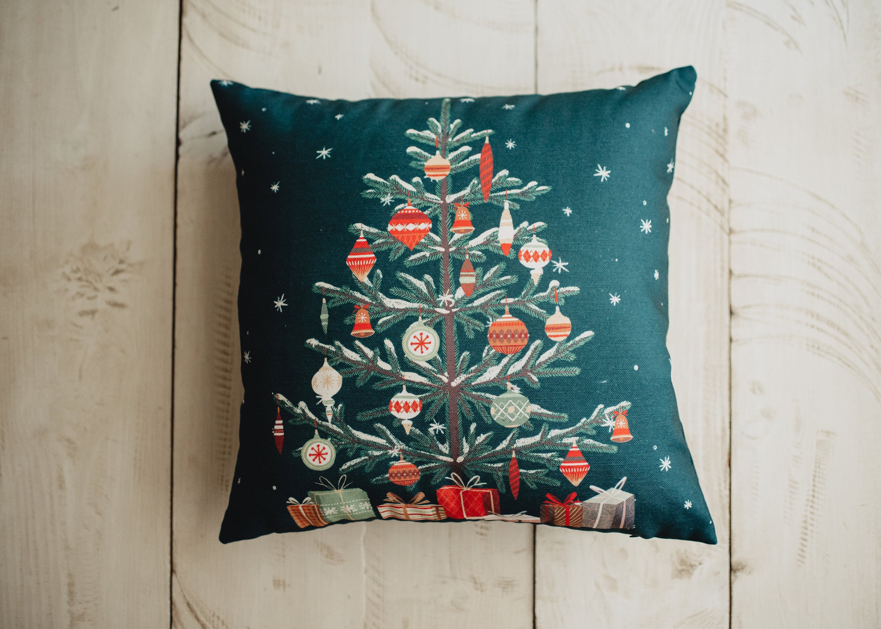 Nordic Pine Christmas Throw Pillow Cover – Holiday Home Décor