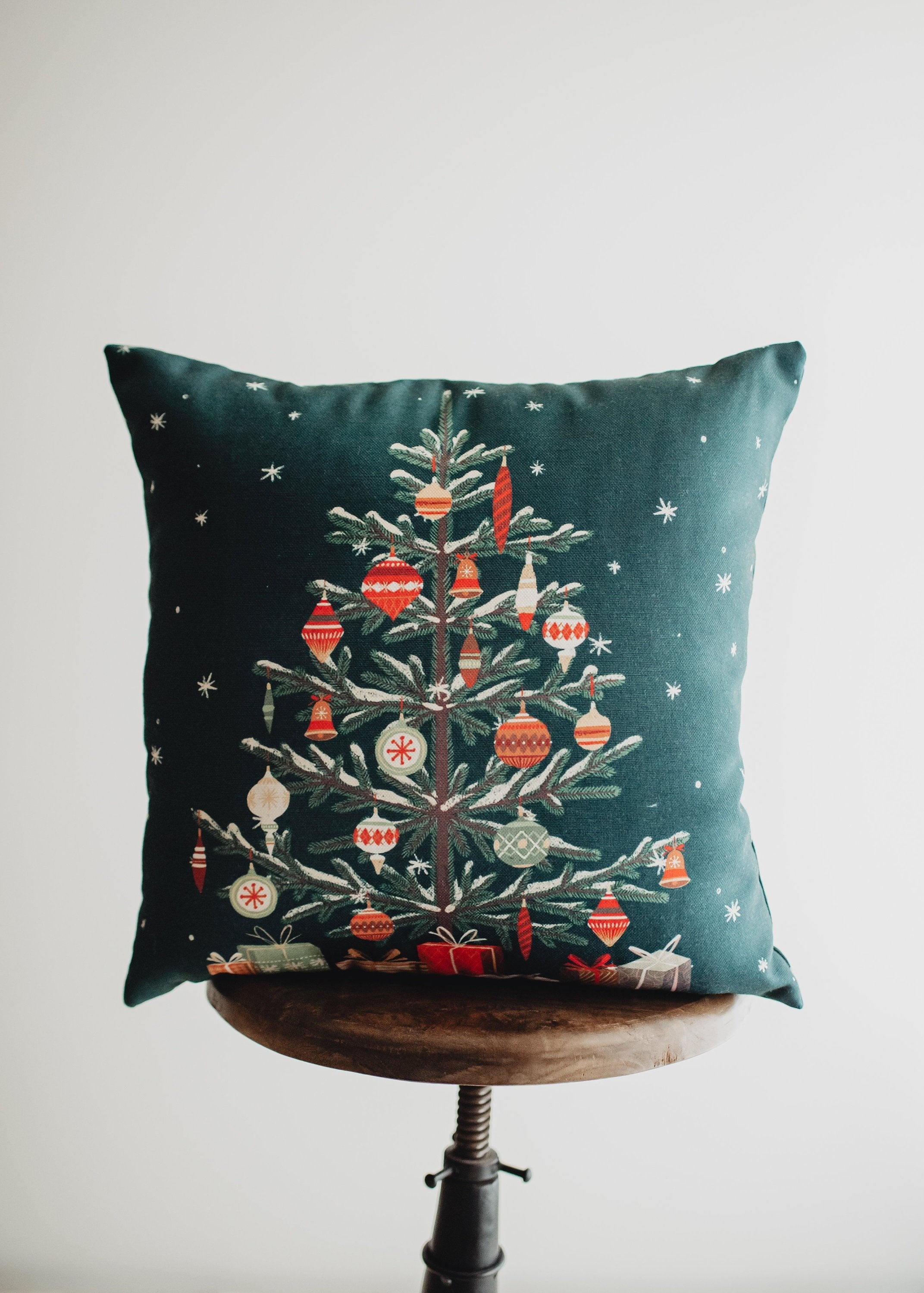 Nordic Pine Christmas Throw Pillow Cover – Holiday Home Décor