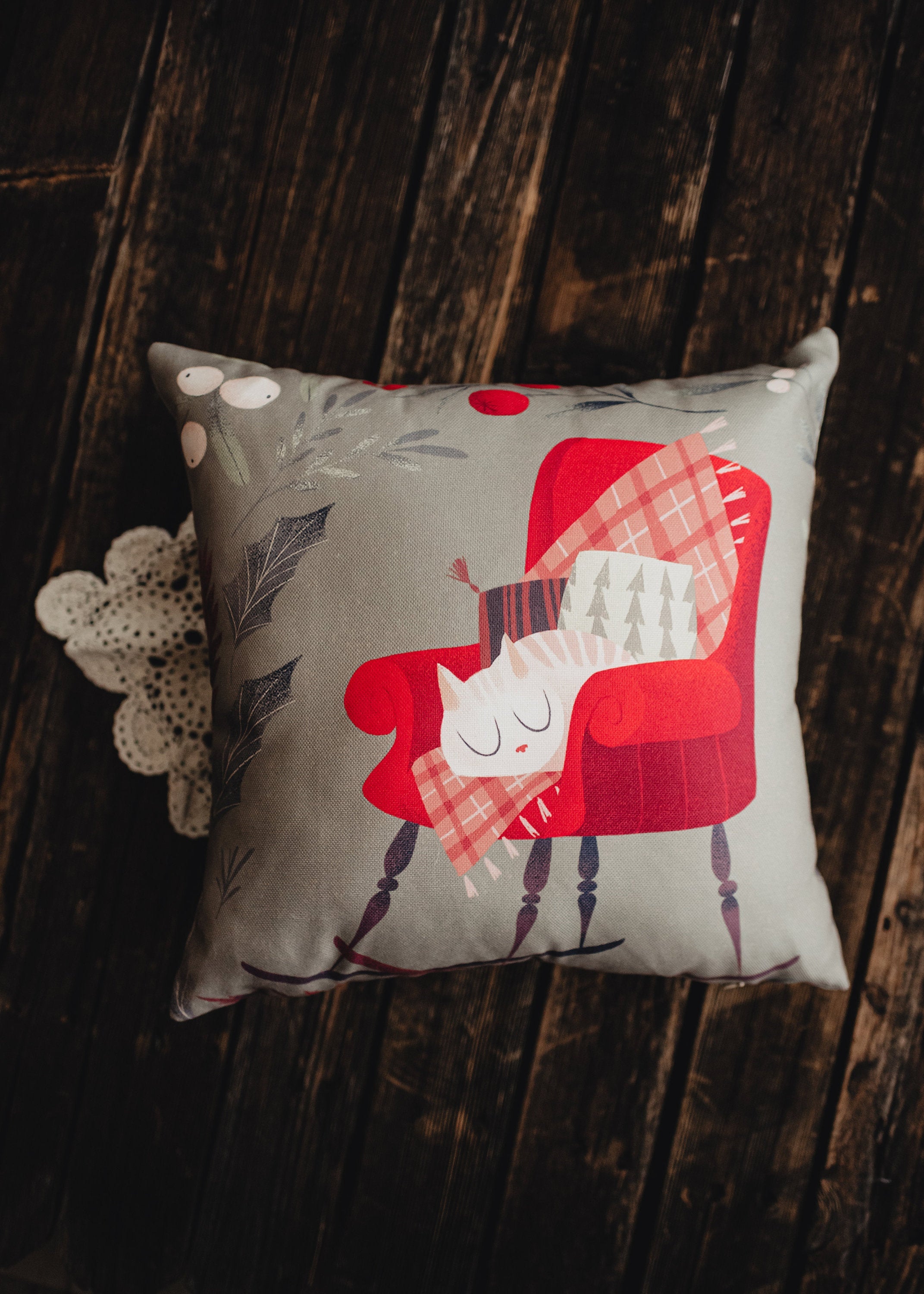 Christmas Kitty Throw Pillow Cover – Cozy Winter Cat Lover’s Décor